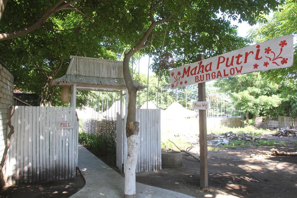 Maha Putri Bungalows Gili Trawangan Værelse billede