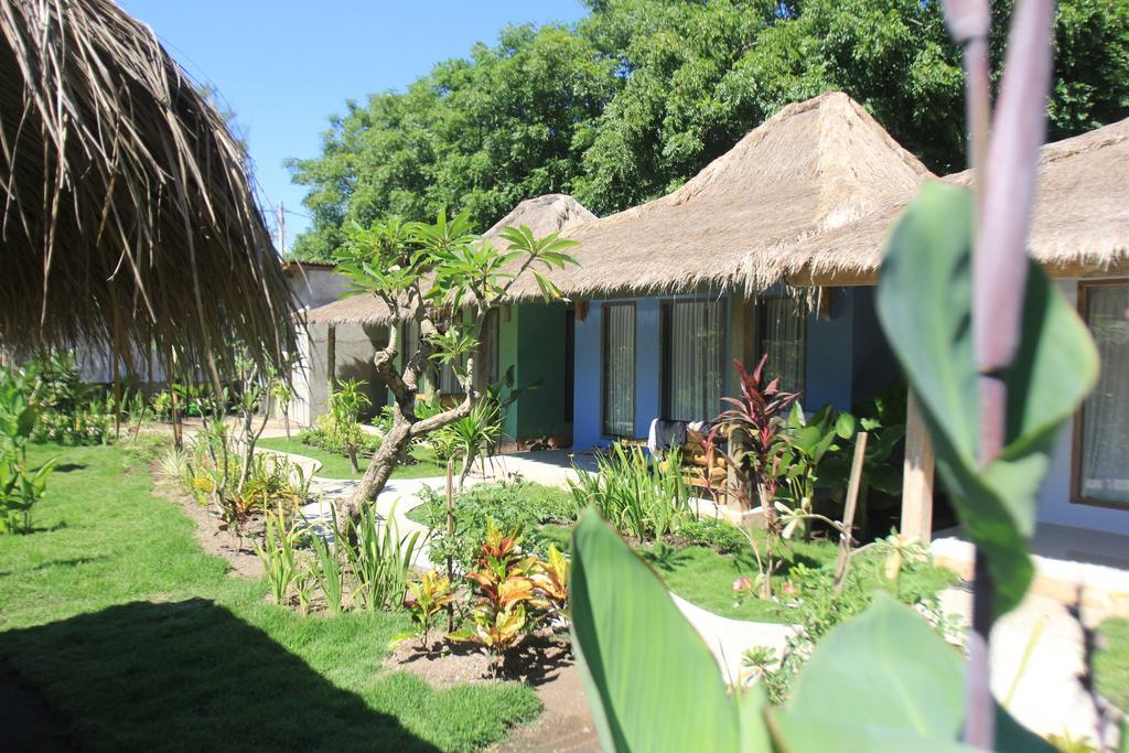 Maha Putri Bungalows Gili Trawangan Værelse billede