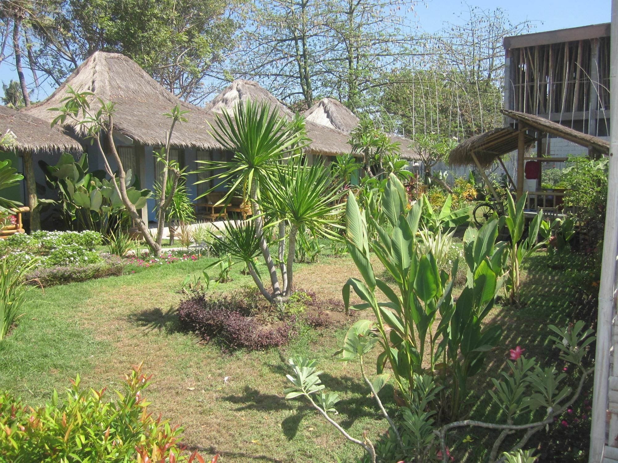 Maha Putri Bungalows Gili Trawangan Eksteriør billede